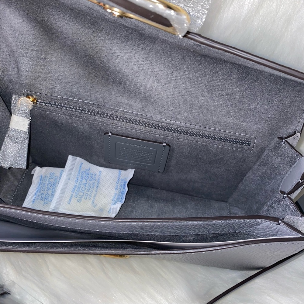 Coach leather purse New - Picture 5 of 12